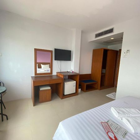 Prachuap Beach Hotel Prachuap Khiri Khan Exterior foto