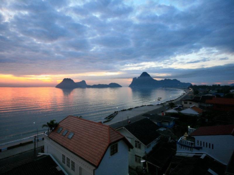 Prachuap Beach Hotel Prachuap Khiri Khan Exterior foto